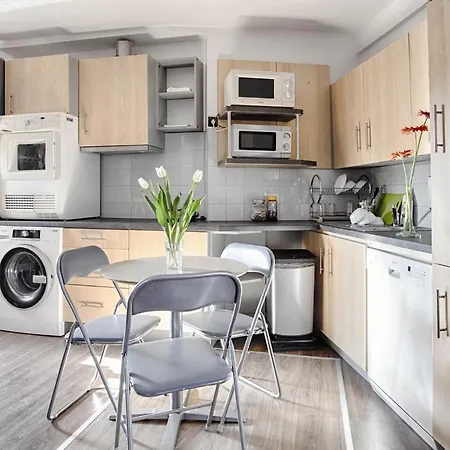 Хостел Max Berg *